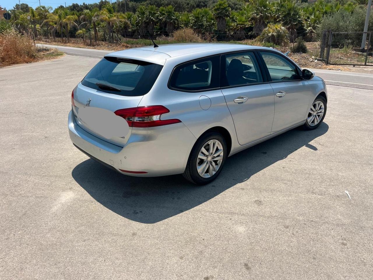 Peugeot 308 BlueHDi 120 S&S SW Business