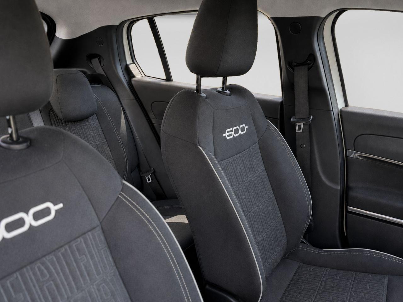 FIAT 600 IV 2023 - 600 1.2 hybrid Pop 145cv auto