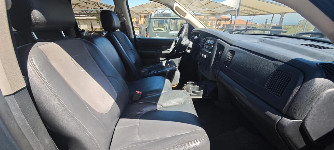 Dodge RAM SLT Long Cab