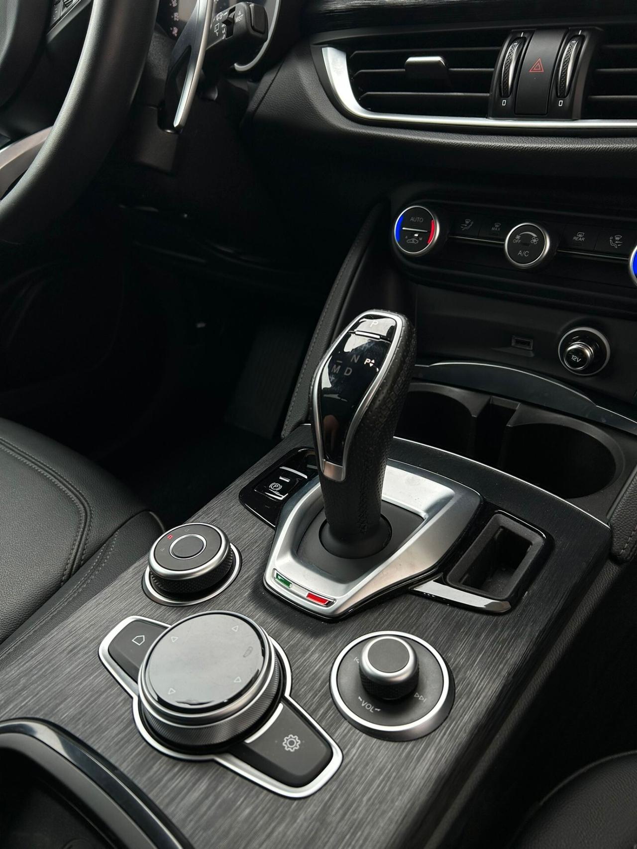 Alfa Romeo Stelvio 2.2 Turbodiesel 160 CV AT8 RWD Sprint