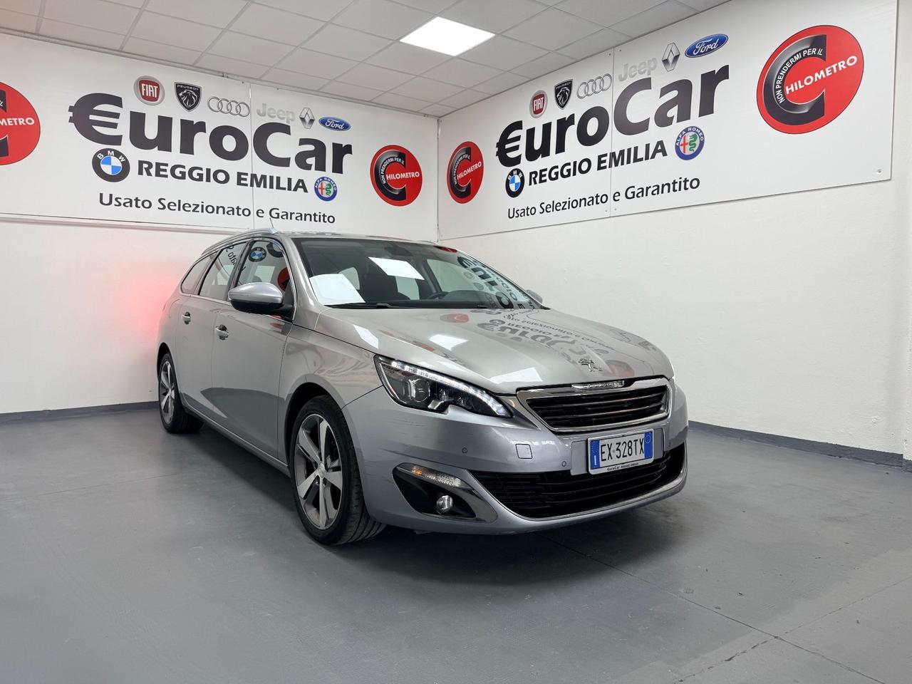 Peugeot 308 1.6 e-HDi 115 CV SW Allure 02/2015 euro 5B Neopatentati