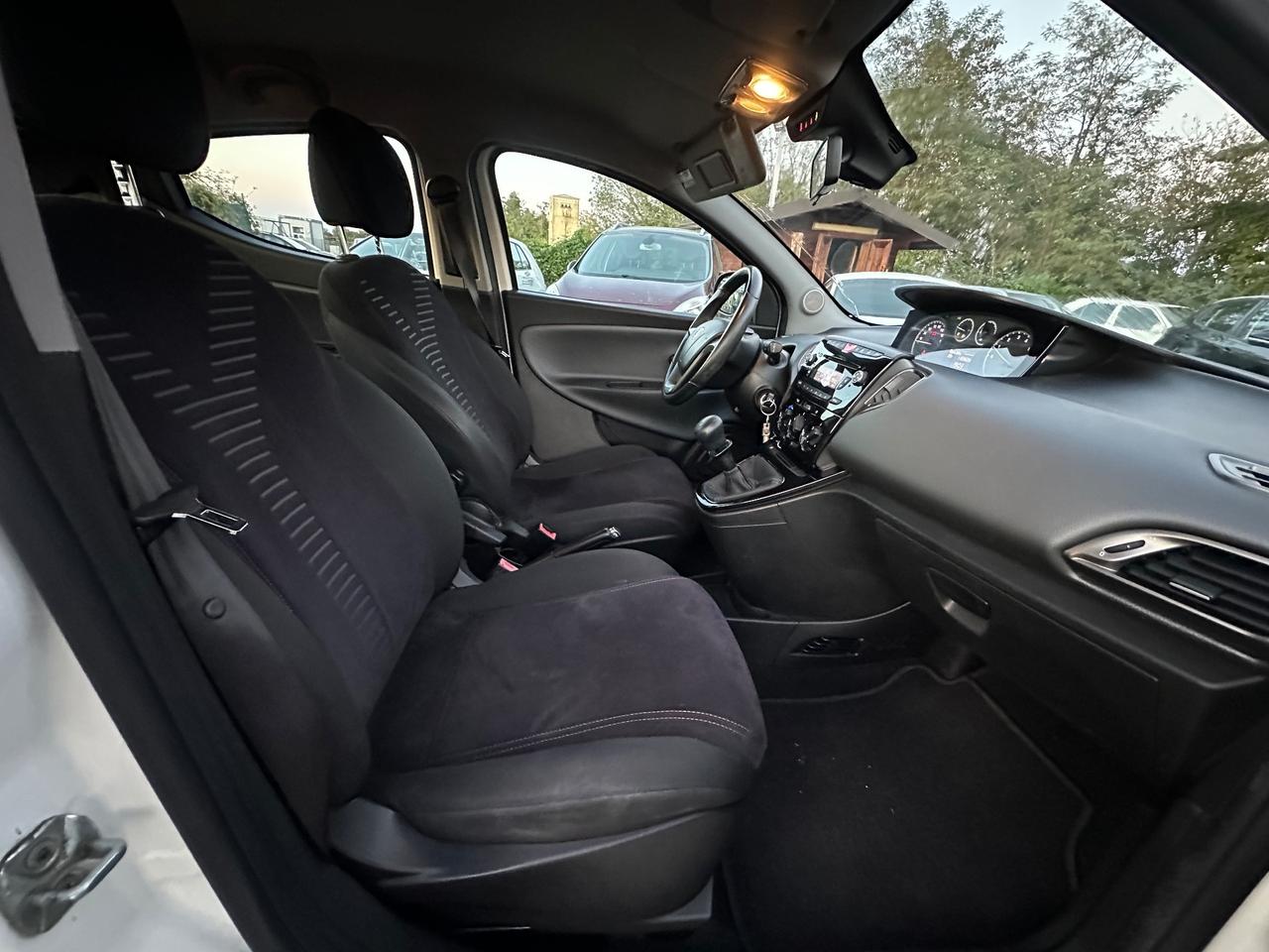 Lancia Ypsilon 1.2 (113.000KM) OK NEOPATENTATI
