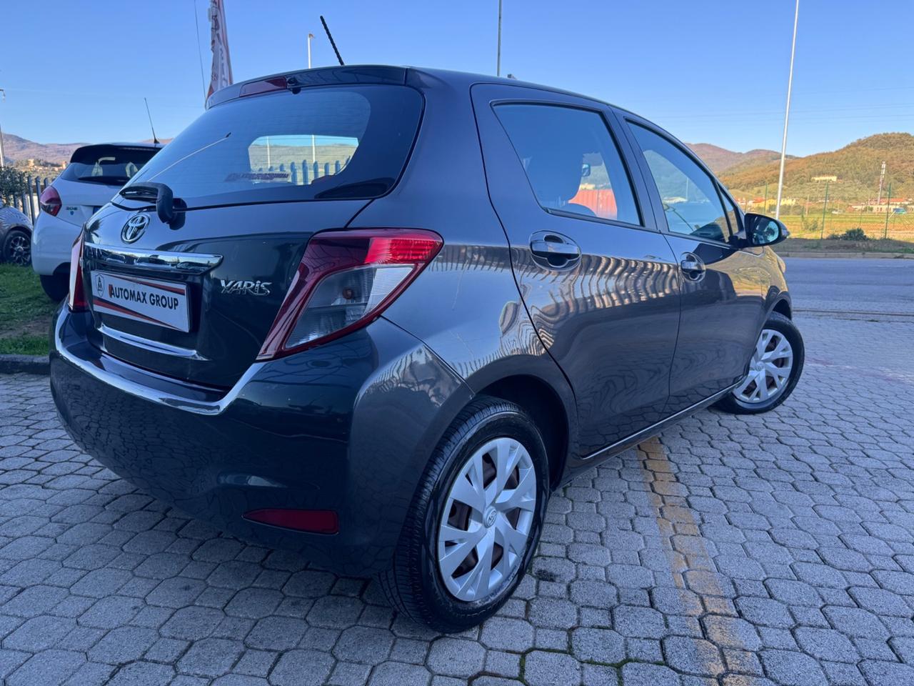 Toyota Yaris 1.0 5 porte Lounge