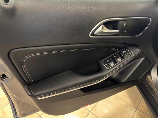 MERCEDES-BENZ GLA 220 d Automatic 4Matic Sport - KM E SERVICE CERTIFIC.