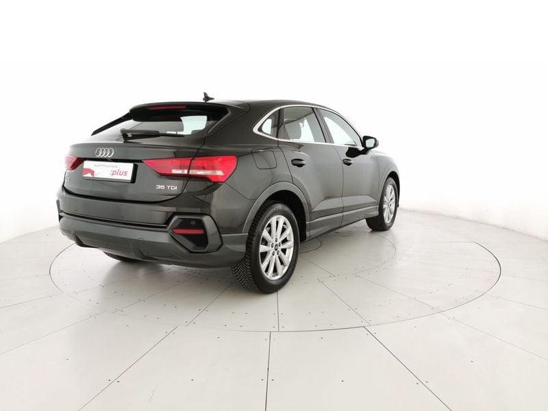 Audi Q3 Sportback 35 2.0 tdi s-tronic