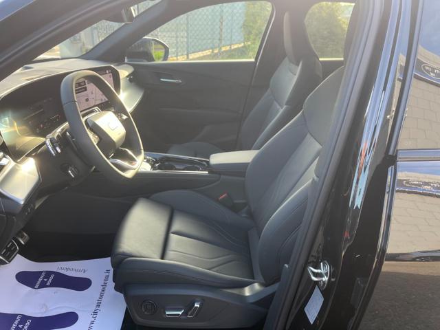 AUDI Q3 2.0 tfsi S line quattro 265cv s-tronic Km 0