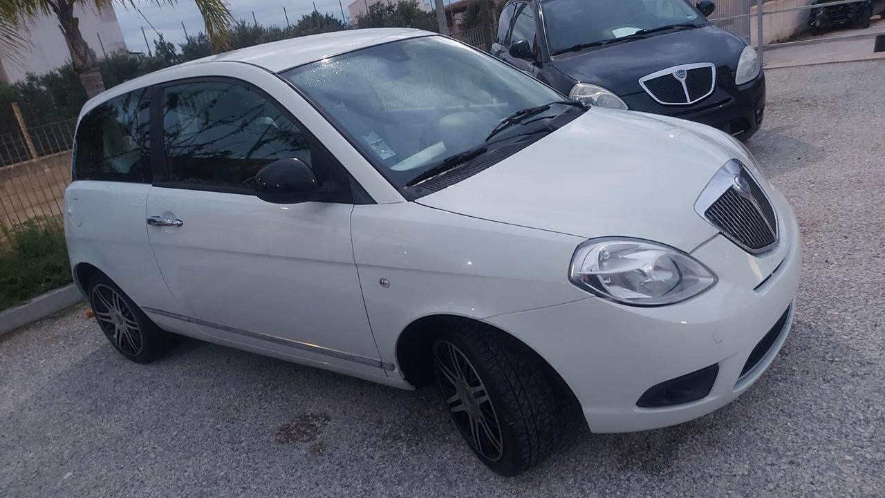 Lancia Ypsilon 1.2 69 CV Elle