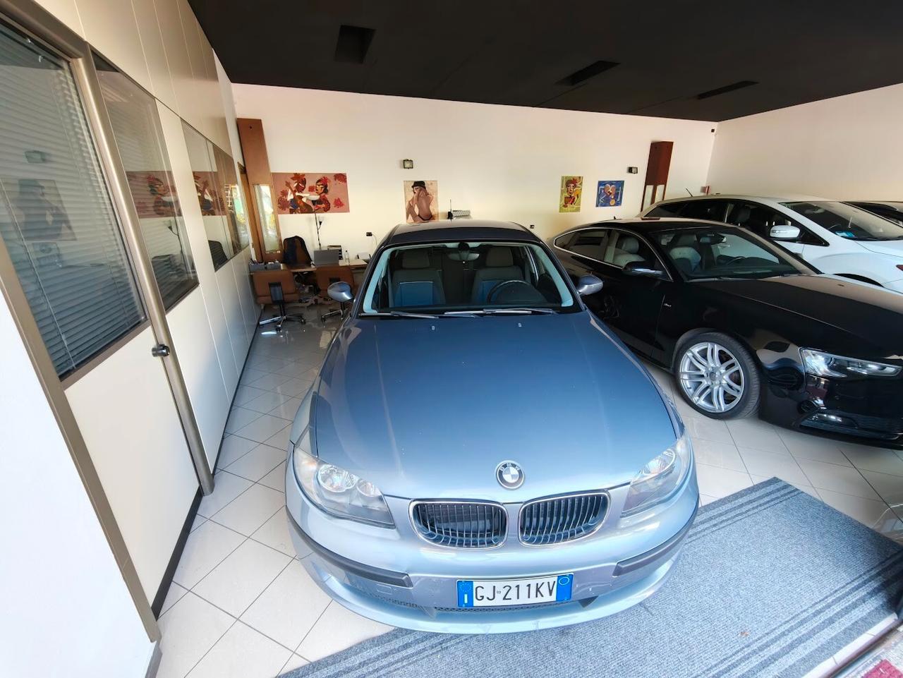 Bmw 118i Futura AUT. SOLO 90MILA KM AUTO DA VETRINA!!!!!!!!!!!