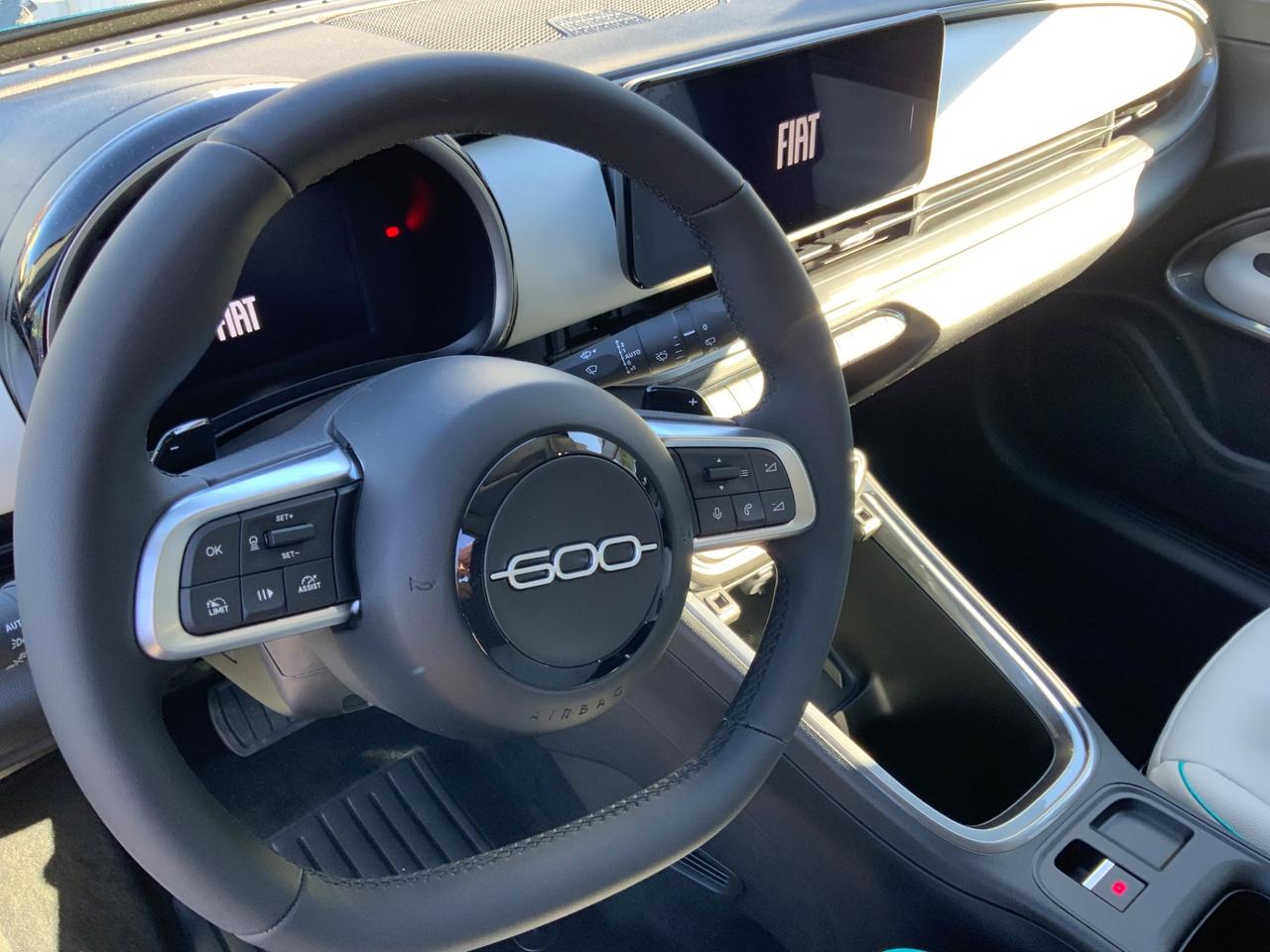 Fiat 600 Hybrid 145 CV DCT MHEV La Prima