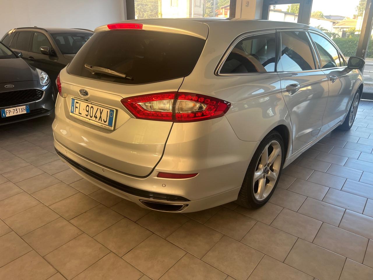 Ford Mondeo 2.0 TDCi 180 CV S&S Powershift SW Titanium Business