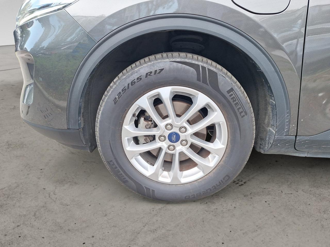 Ford Kuga 2.5 phev Titanium Business 2wd 225cv e-shifter