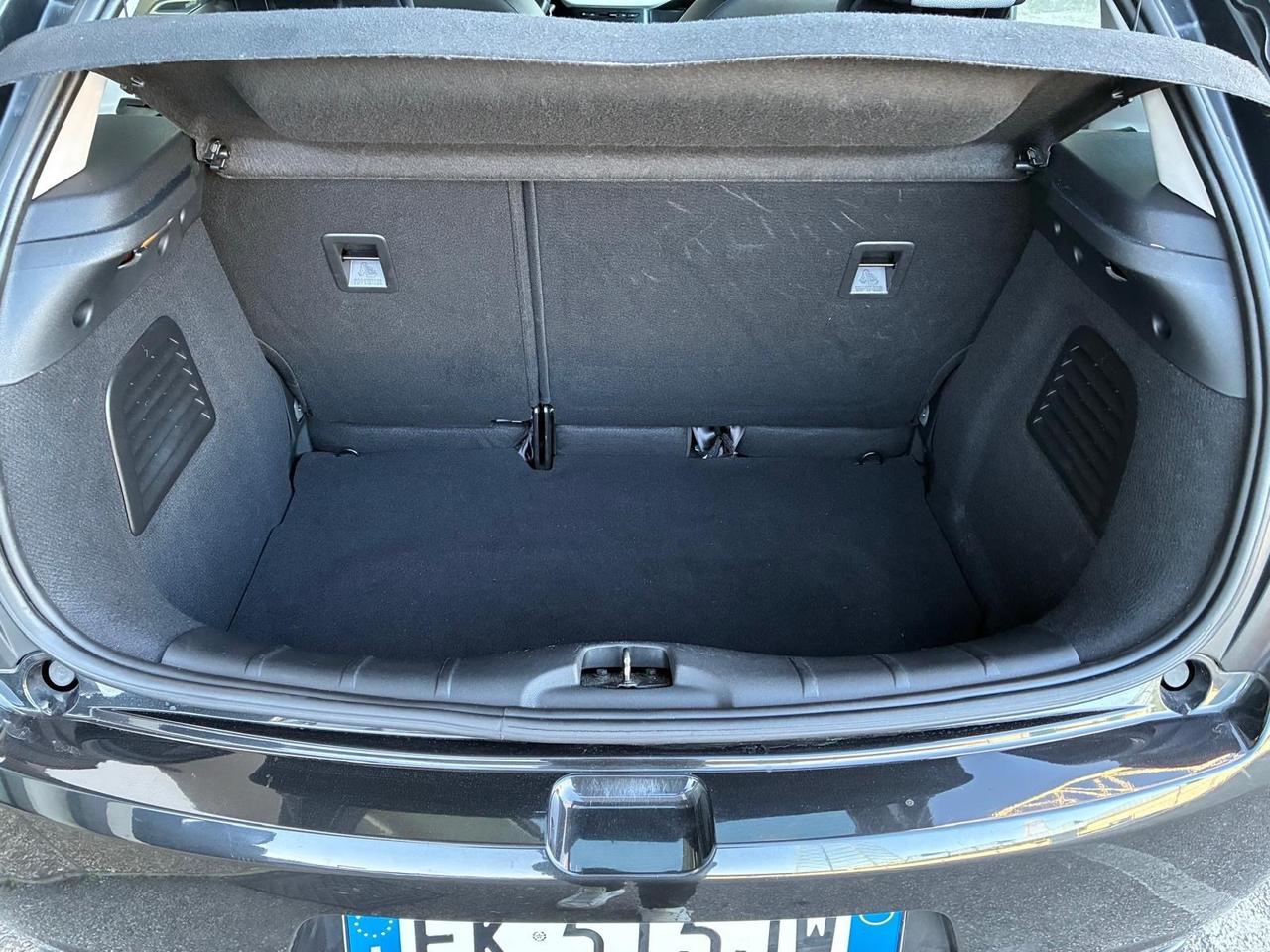 Citroen C3 1.1 White Selection 2011