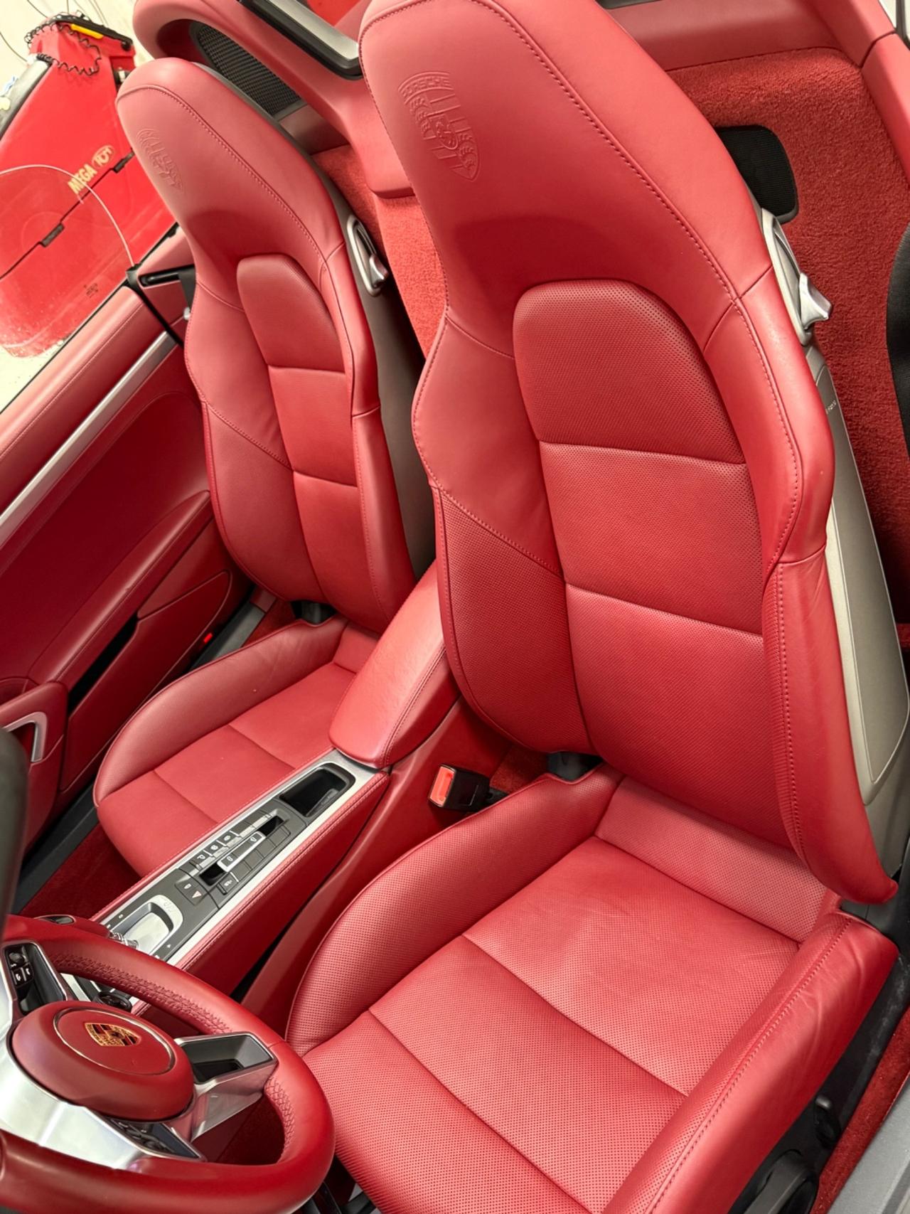 Porsche 718 Spyder Boxster 2.0