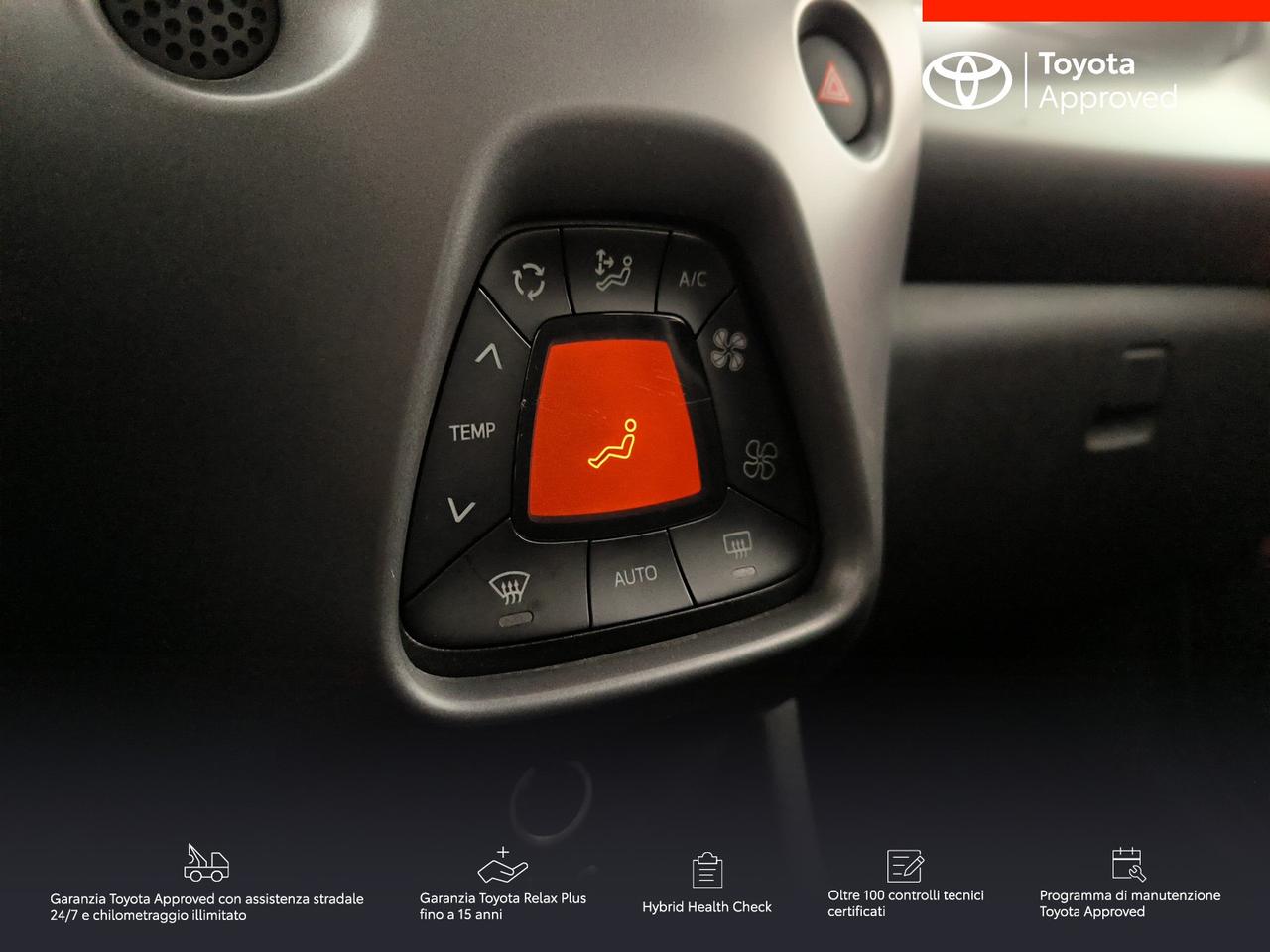 Toyota Aygo 5p 1.0 x-play 72cv