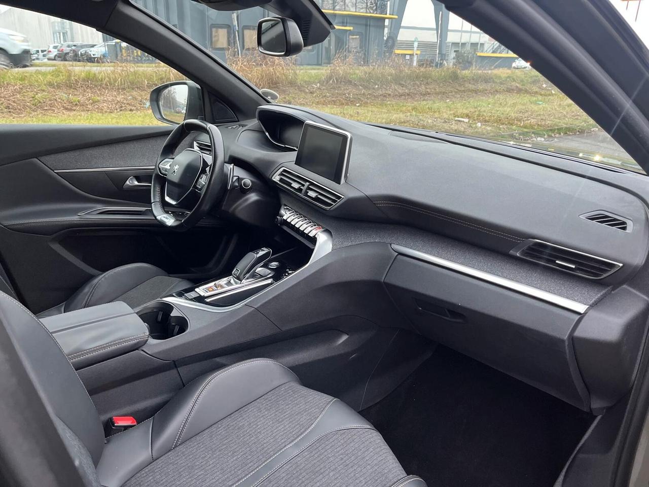 Peugeot 5008 BlueHDi 120 S&S GT Line ** 7 POSTI**