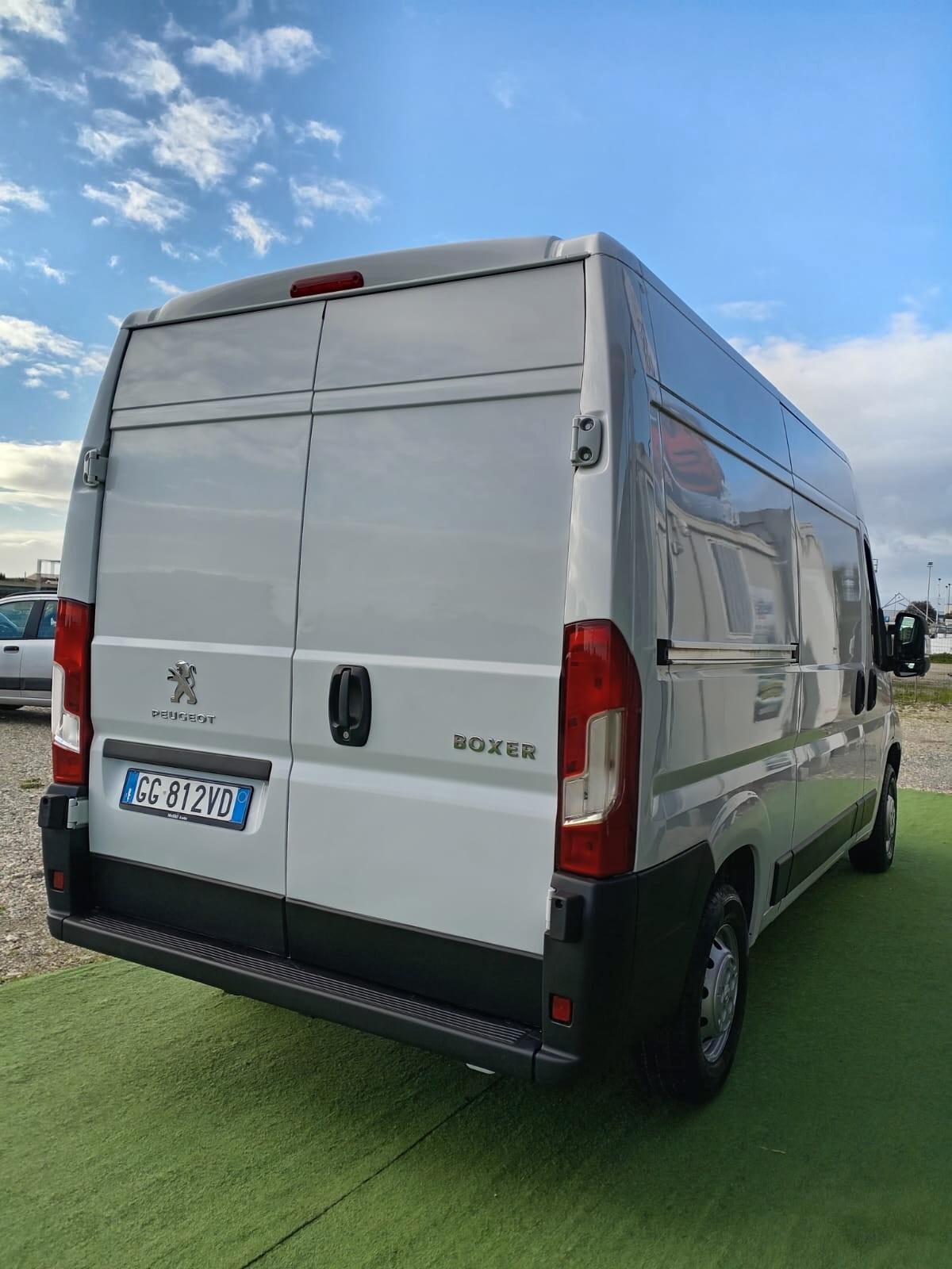 PEUGEOT BOXER FURGONE 3 POSTI L2 H2 IVA ESPOSTA