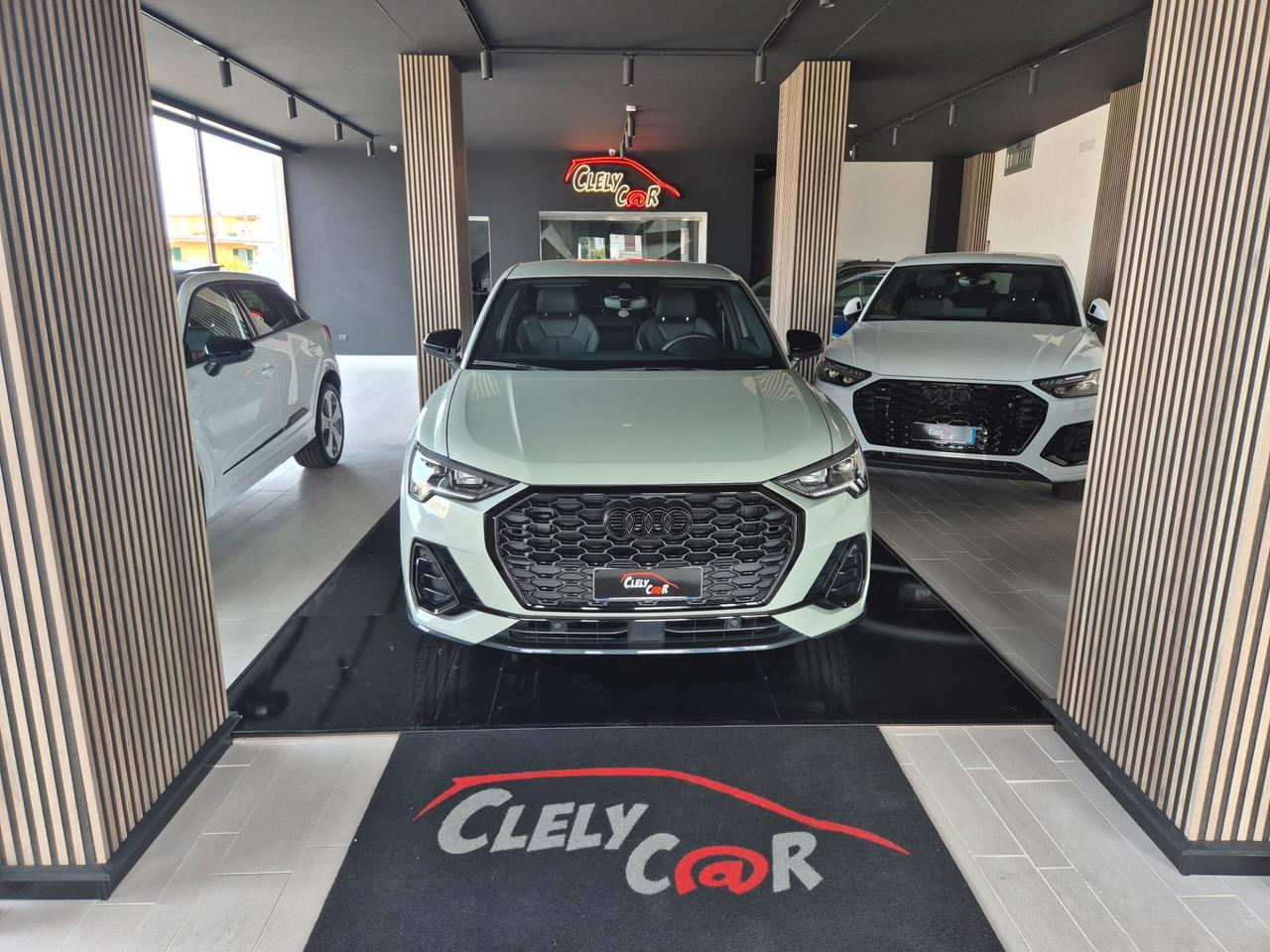 Audi Q3 SPB 35 TDI S tronic Identity Black