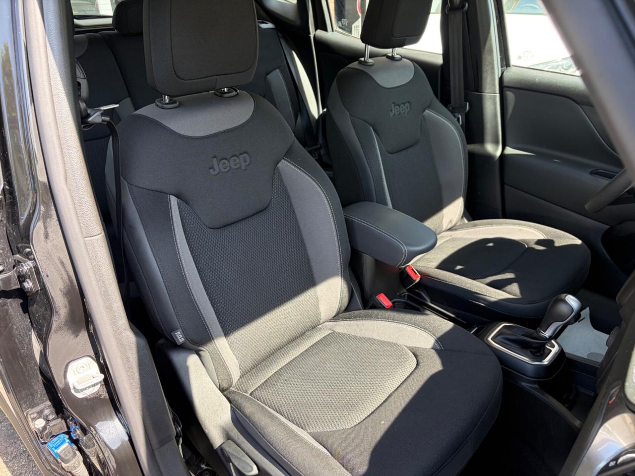 Jeep Renegade 1.5 Turbo T4 MHEV Limited