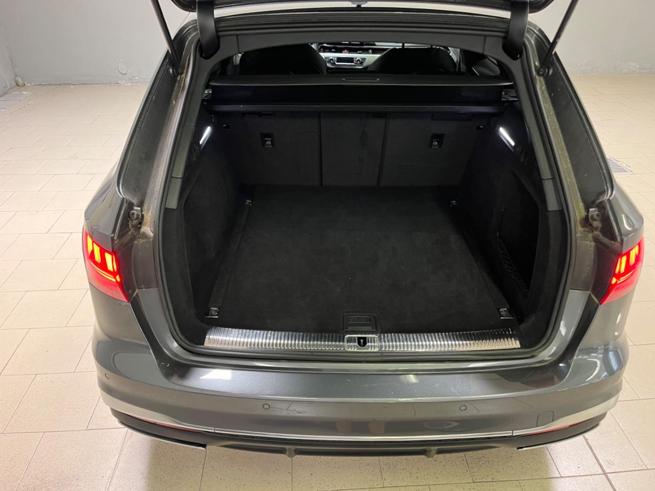 Audi A4 Avant 35 TDI/163 CV S tronic line edition