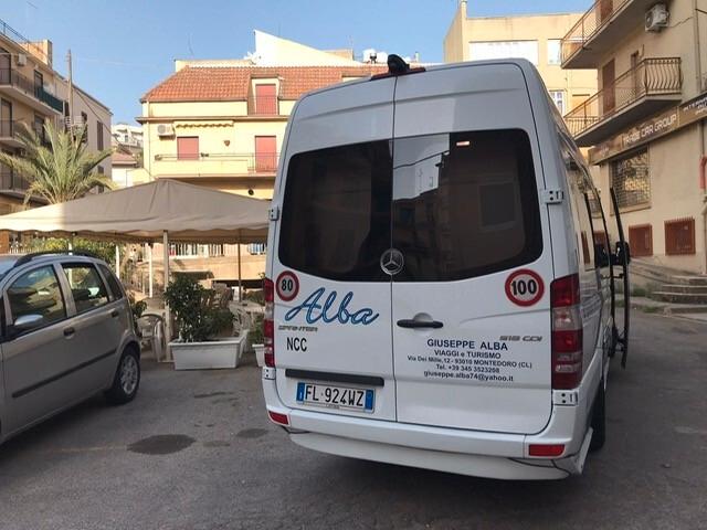 Autobus Mercedes Benz Splinter 519 20 posti