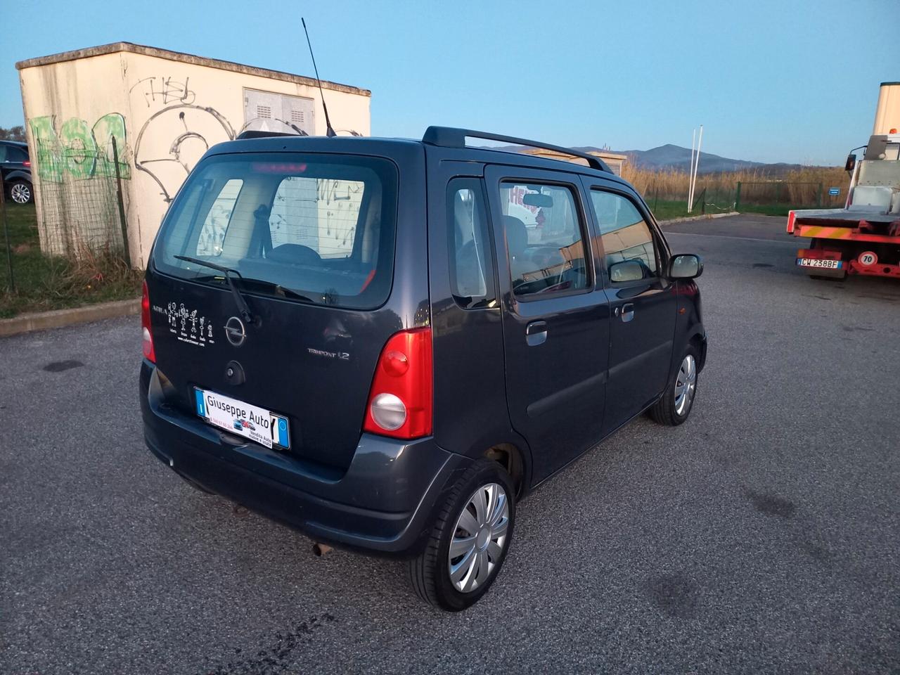 Opel agila 1,2