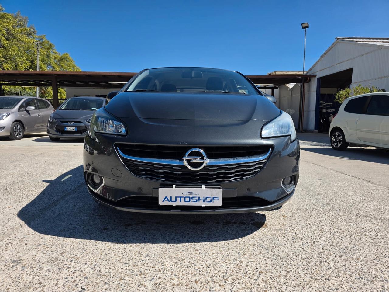 Opel Corsa 1.2 5 porte