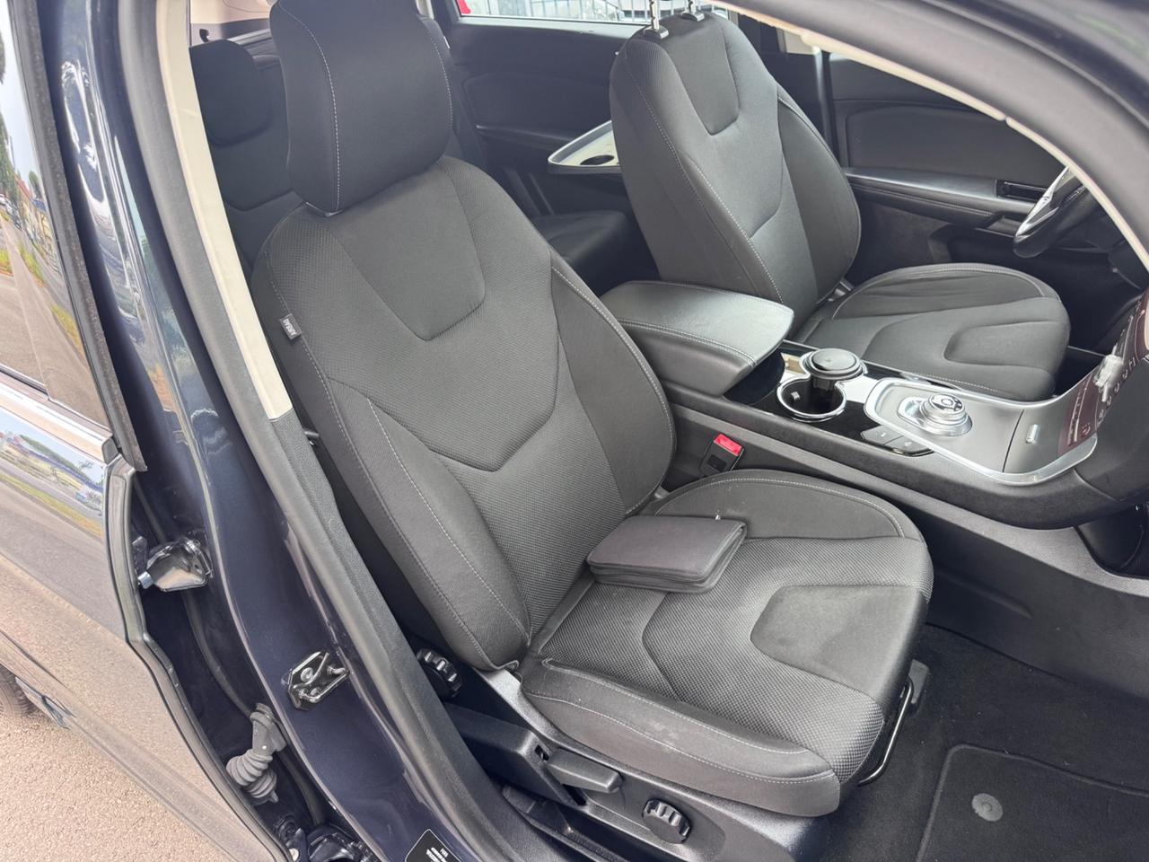 Ford S-Max 2.5 Full Hybrid 190 CV garanzia 12 mesi
