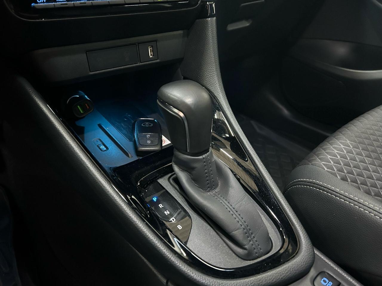 Toyota Yaris 1.5 Hybrid 5 porte Lounge