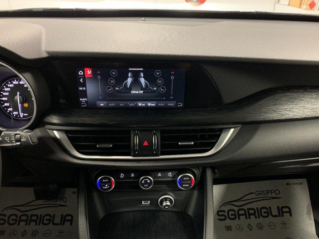Alfa Romeo Stelvio 2.2 Diesel AT8 Sport-Tech Automatico