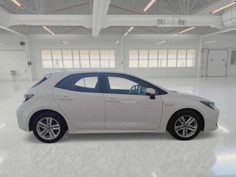 TOYOTA COROLLA 1.8 HYBRID BUSINESS 5 PORTE BERLINA