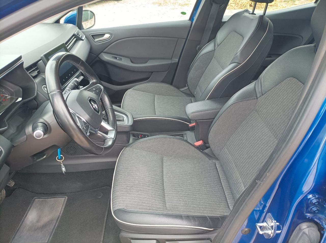 Renault Clio Full Hybrid E-Tech 140 CV 5 porte Intens