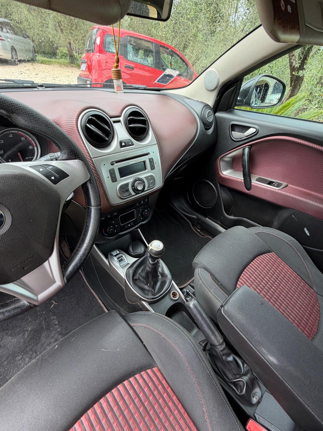 Alfa Romeo MiTo 1.3 JTDm 16V 90 CV Distinctive Sport Pack