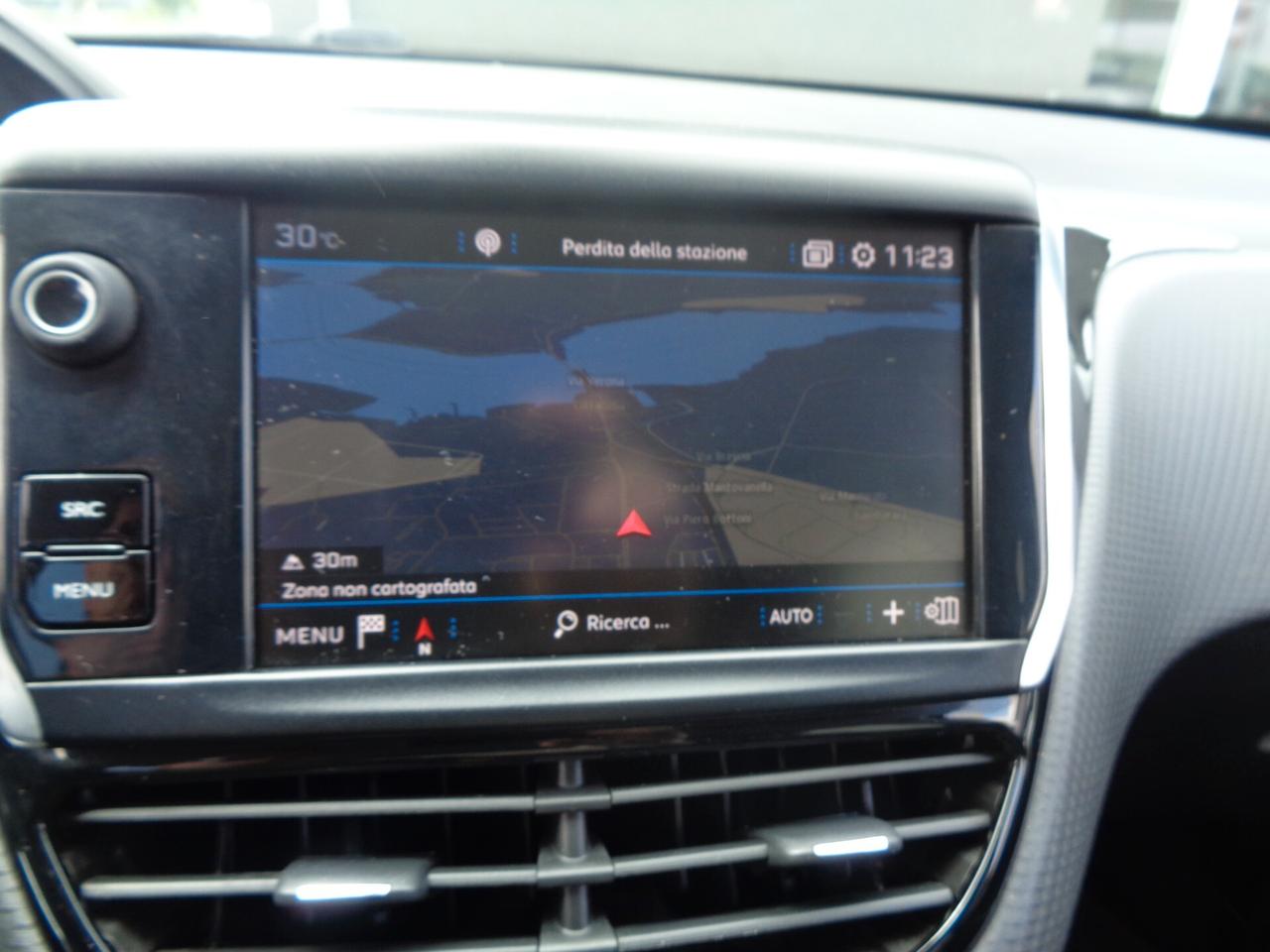 Peugeot 2008 BlueHDi 100 Allure