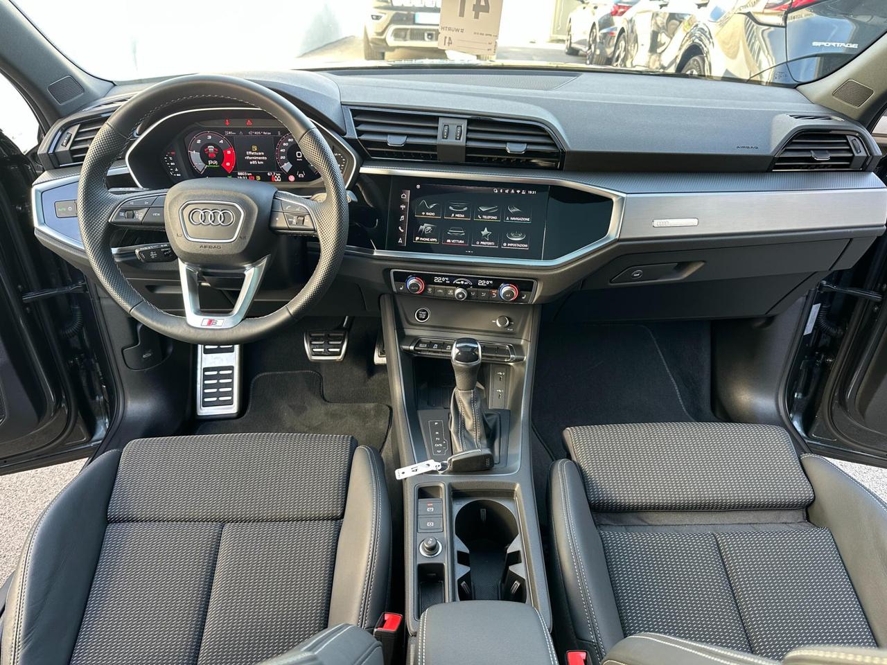 Audi Q3 Sportback 35 2.0 tdi S line edition s-tronic