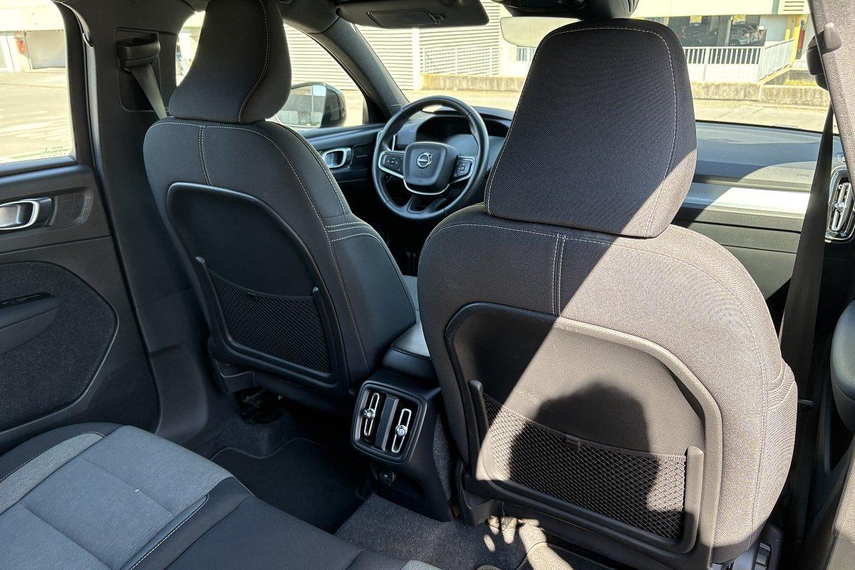 VOLVO XC40 T2 Momentum Pro N1