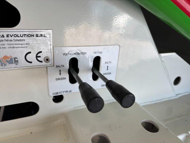 PIAGGIO PORTER NP6 GPL Vasca Rifiuti Ribaltabile Compatta