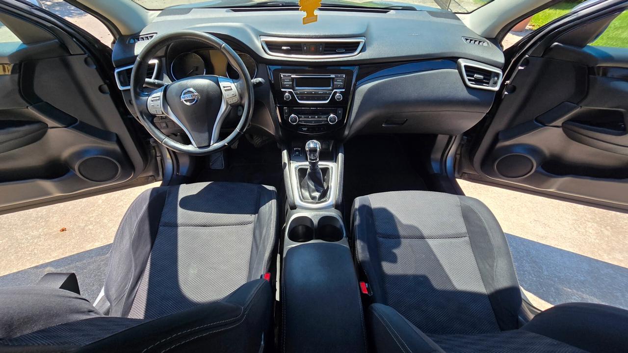 Nissan Qashqai 1.5 dCi DPF Tekna