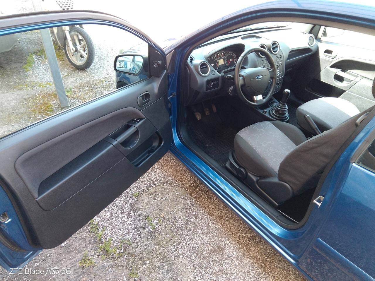 Ford Fiesta 1.2 16V 3p. Ghia SOLO 68.000 KM UNIPRO