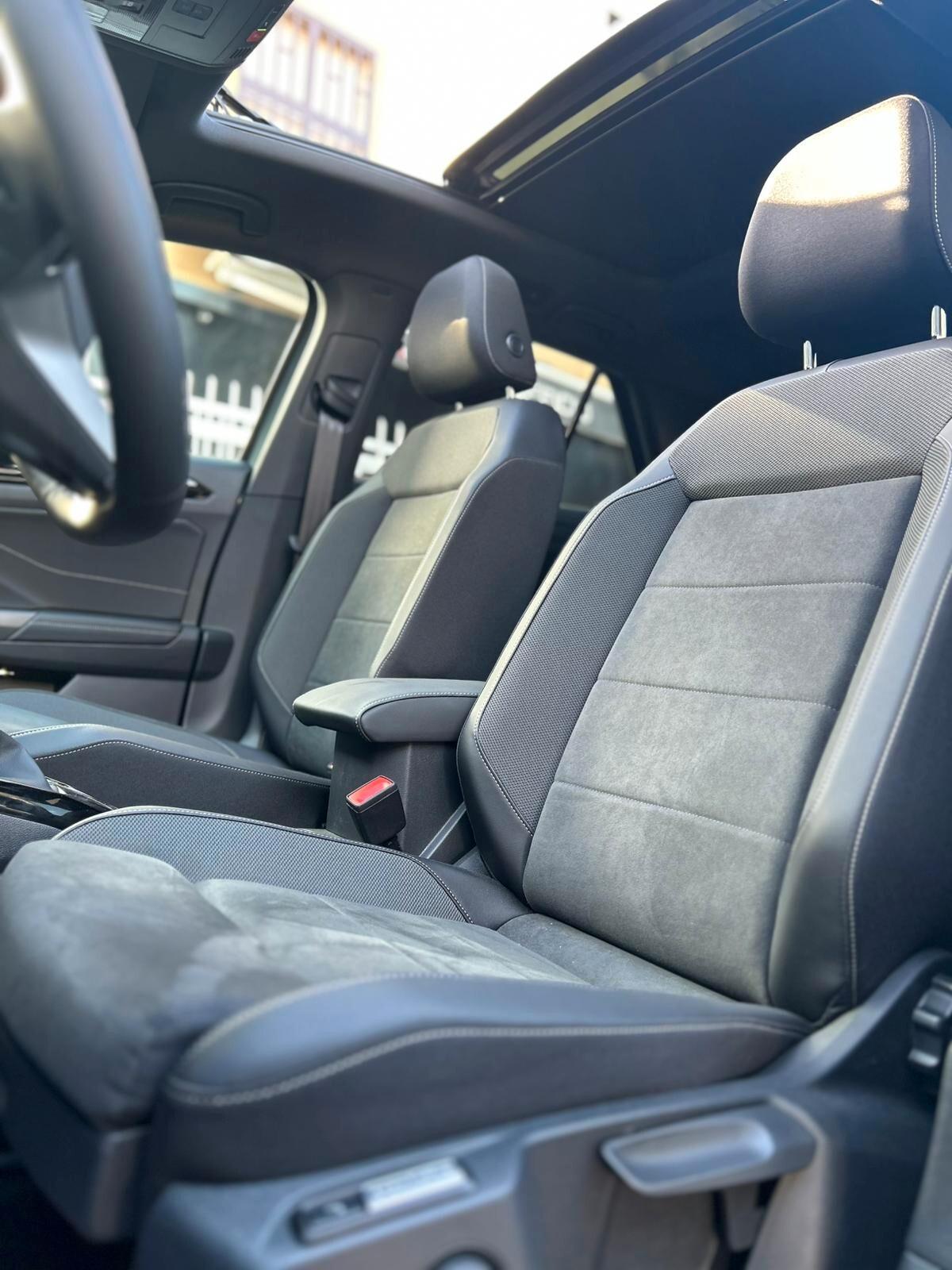 Volkswagen T-Roc 2.0 TDI SCR 150 CV DSG R-Line