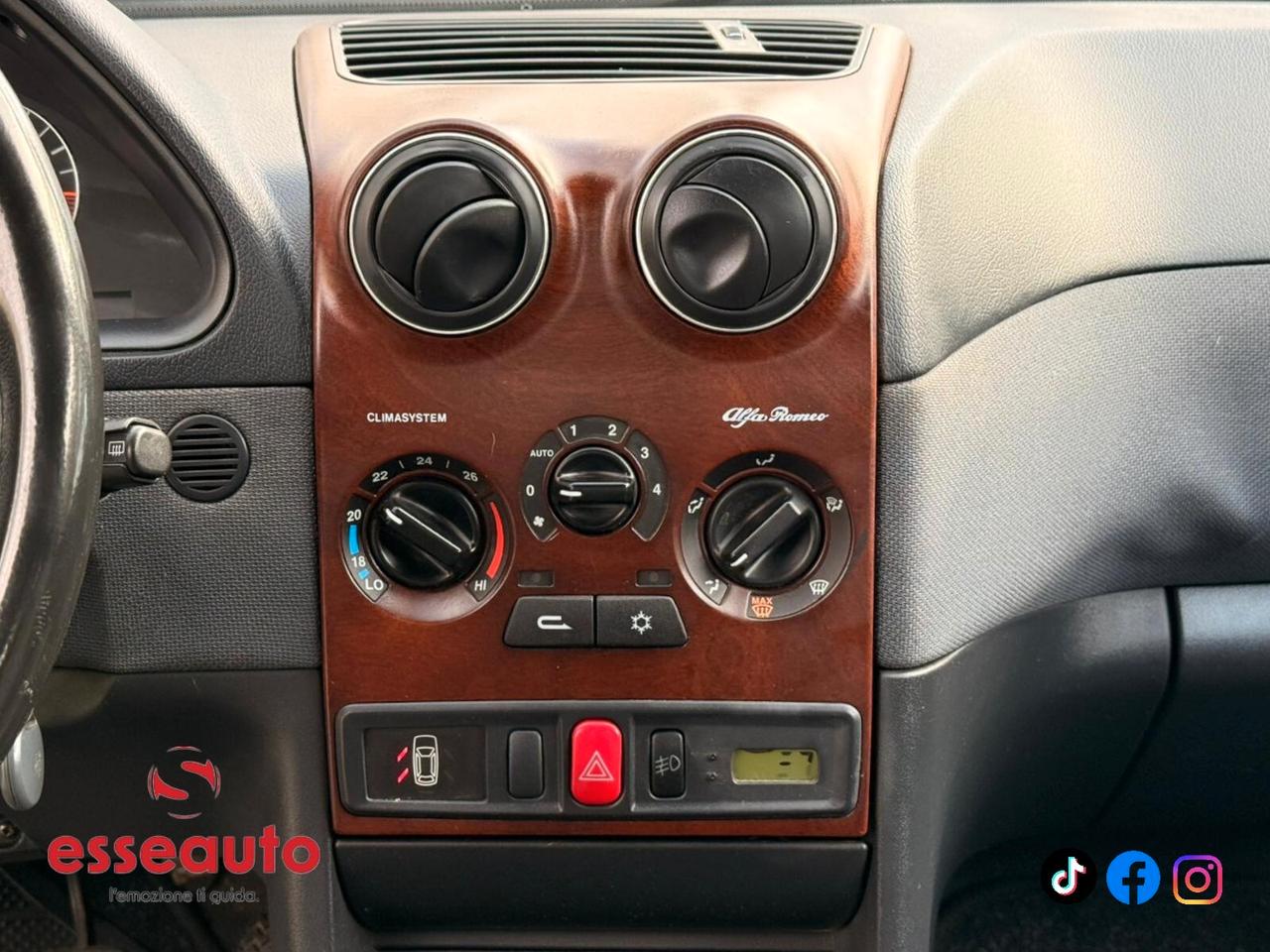 Alfa Romeo 146 1.4i 16V Twin Spark cat