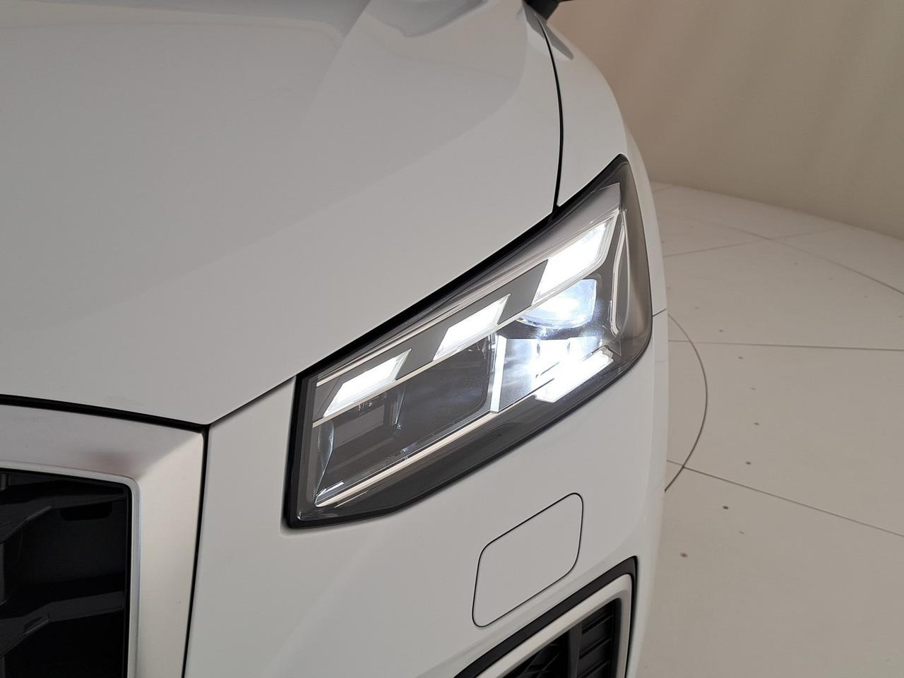 Audi Q2 35 1.5 tfsi s line edition s-tronic