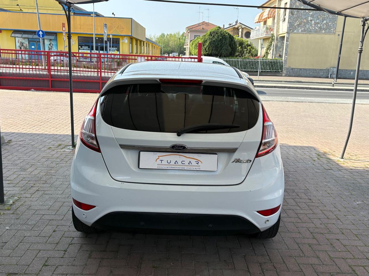 Ford Fiesta Titanium 1.5 TDCi AUTOCARRO DIS #10331