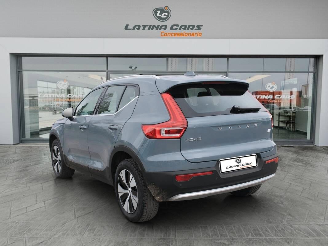 Volvo XC40 1.5 t4 recharge phev con CarPlay