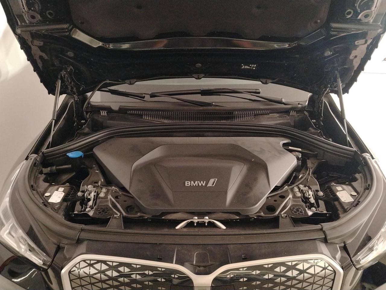 BMW X1 iX1 eDrive20 xLine