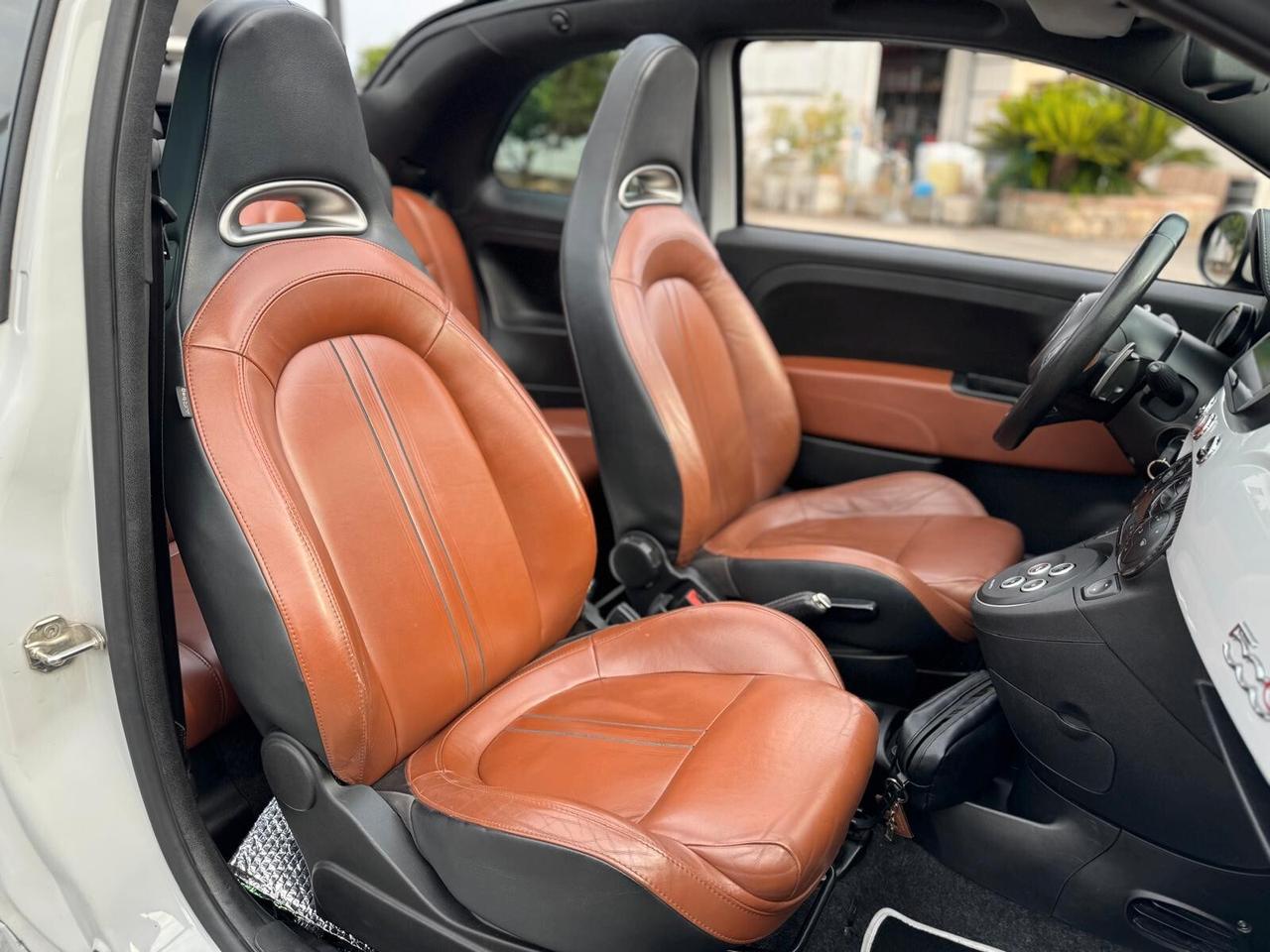 Abarth 500 C 1.4 Turbo T-Jet MTA Bicolore