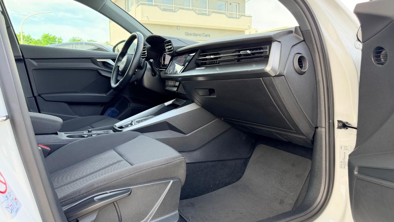 Audi A3 SPB 35 TDI S tronic 150cv in garanzia