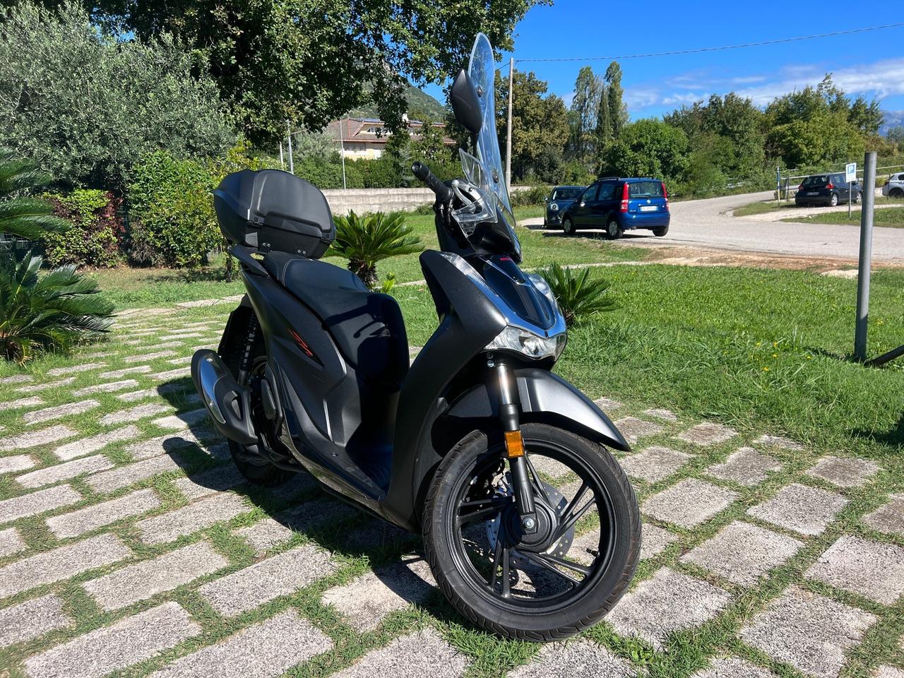 Honda SH 125i SPORT-2023"SOLO 500KM"