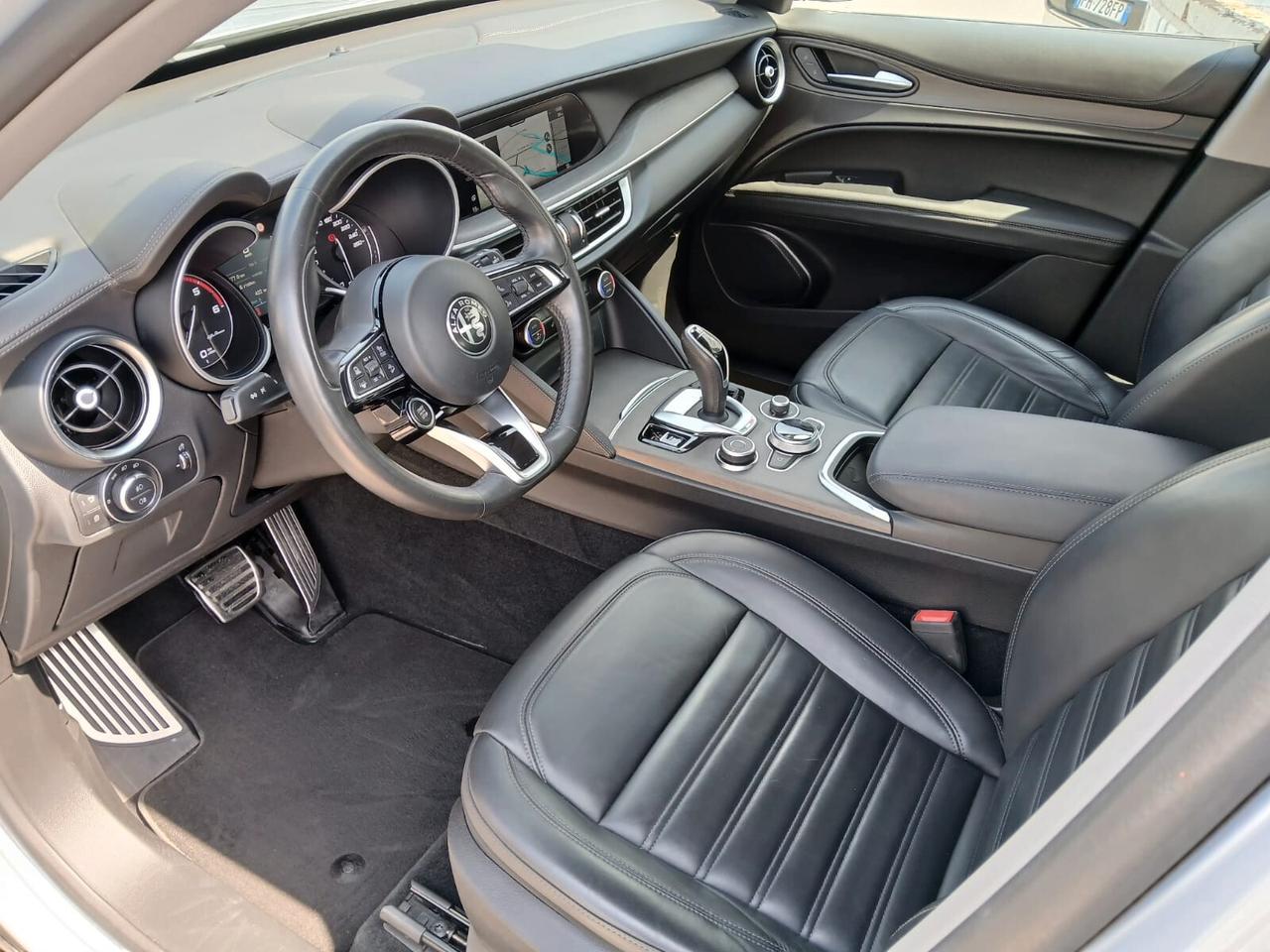 Alfa Romeo Stelvio 2.2 Turbodiesel 190 CV AT8 RWD Business