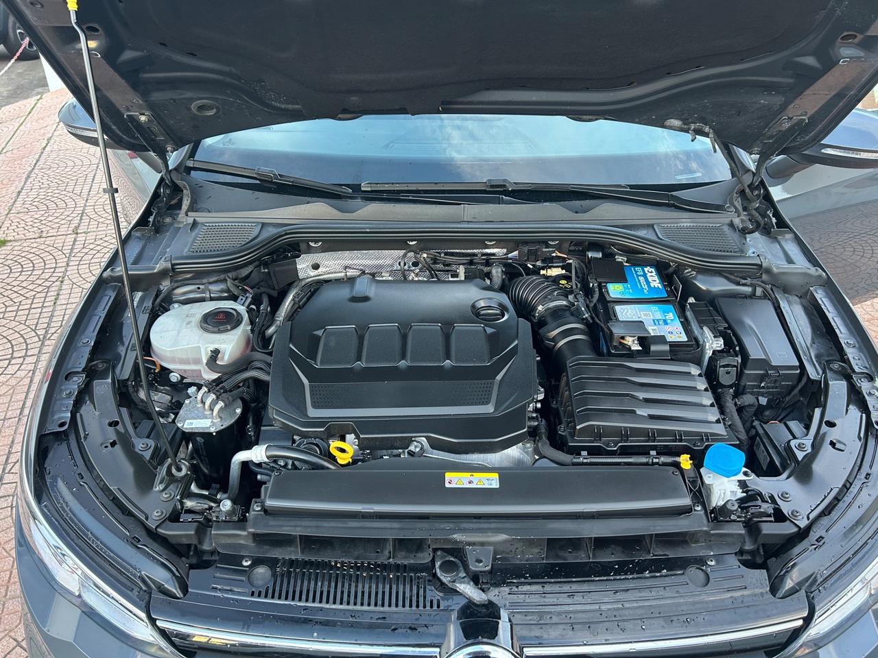 Volkswagen Golf 2.0 TDI 150 CV DSG SCR UNITED