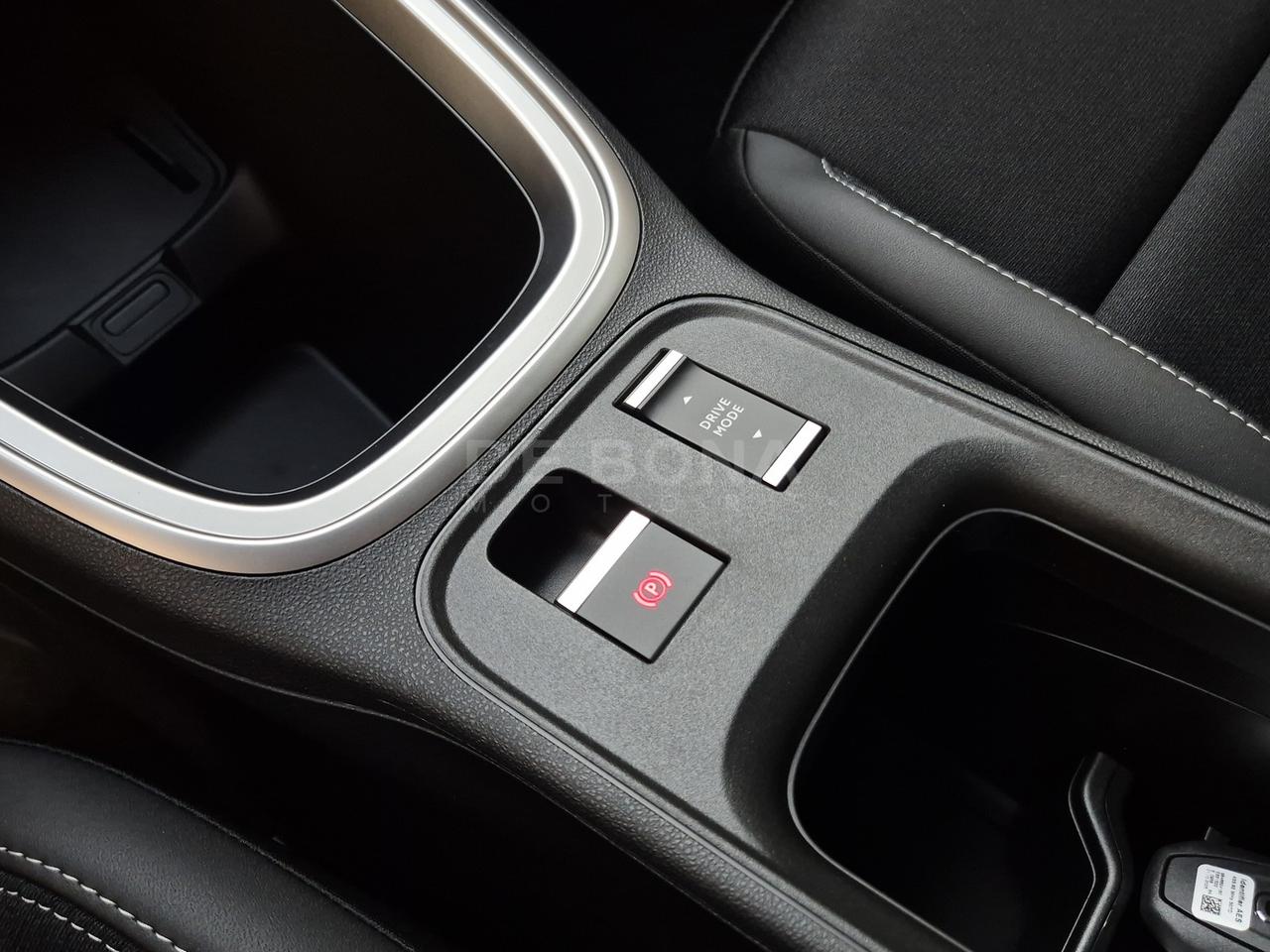 Jeep Avenger 1.2 turbo e-hybrid mhev summit fwd 110cv edct6